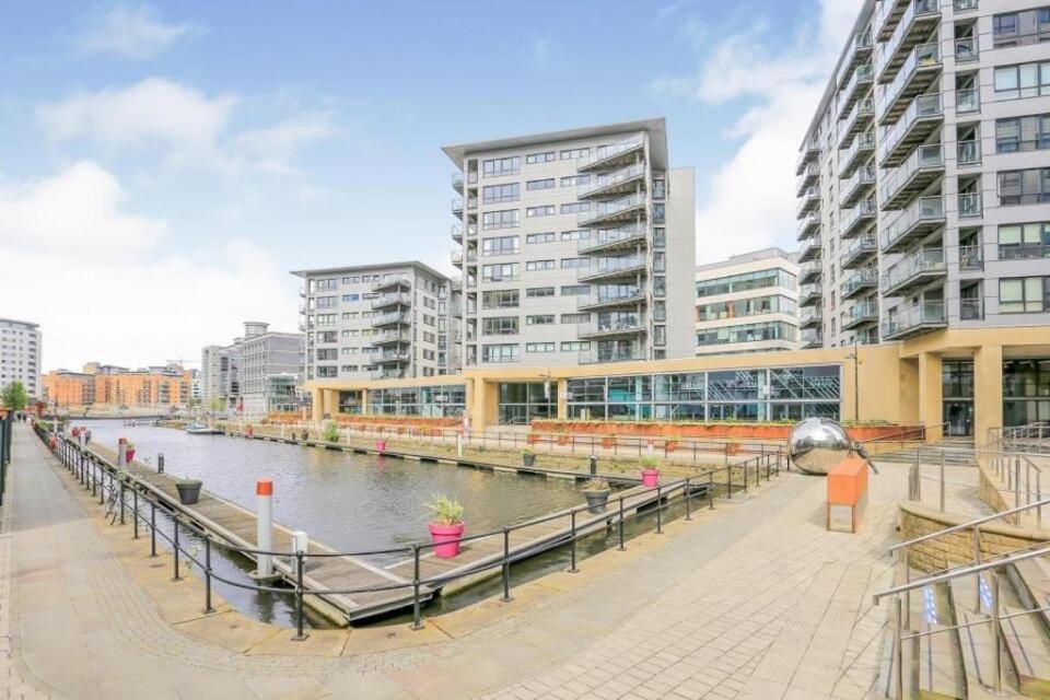 Deluxe River Canal View & Free Secure Parking! Leeds  Kültér fotó